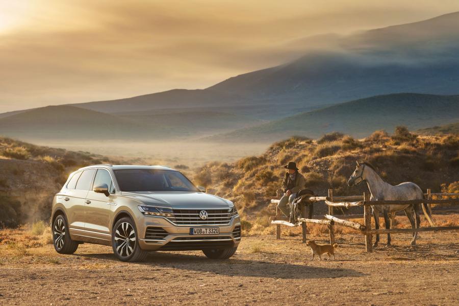  Volkswagen Touareg V6 TDI Elegance 2018 года  (WW) (фото 28 из 46)